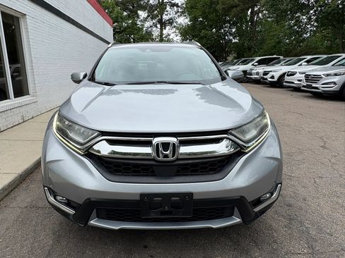 Used 2018 Honda CR-V Touring image 3
