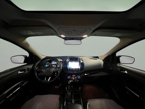 Used 2018 Ford Escape SE w/ SE Sport Appearance Package image 19