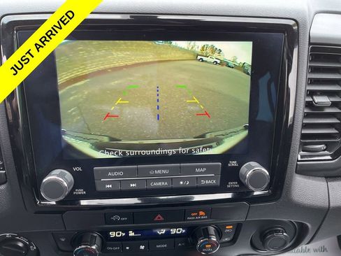 Used 2024 Nissan Frontier PRO-4X w/ Technology Package image 25