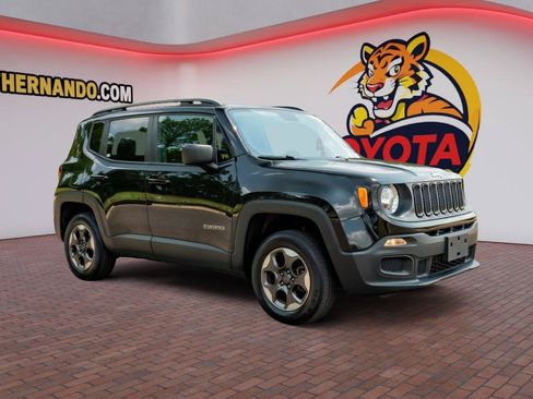 Used 2017 Jeep Renegade Sport w/ Power & Air Group AWD/4WD image 3
