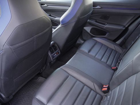 Used 2024 Volkswagen Golf R AWD/4WD image 32