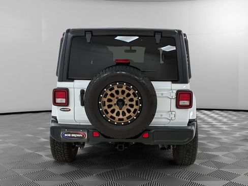 Used 2021 Jeep Wrangler Unlimited Sahara AWD/4WD image 4