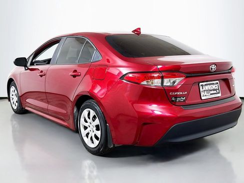 Used 2025 Toyota Corolla LE image 6