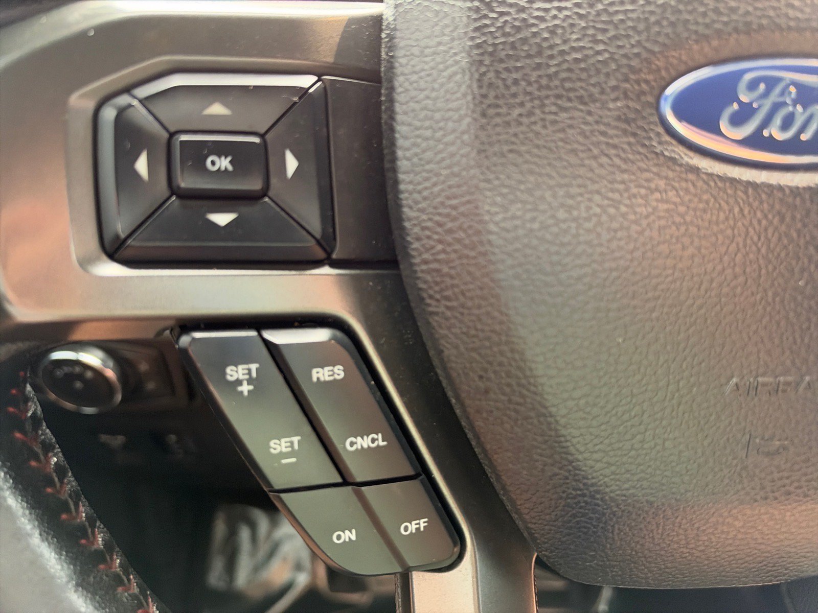 Used 2020 Ford F150 XLT w/ Equipment Group 302A Luxury AWD/4WD image 23