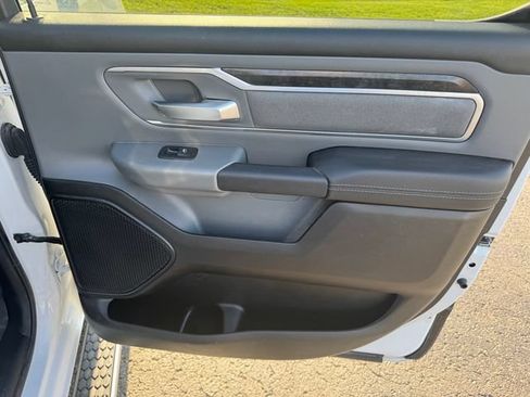 Used 2022 RAM 1500 Big Horn AWD/4WD image 15
