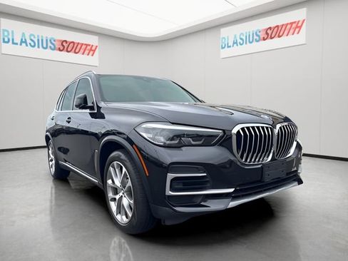 Used 2023 BMW X5 xDrive40i w/ Premium Package AWD/4WD image 1