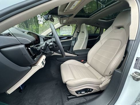 New 2025 Porsche Panamera image 13