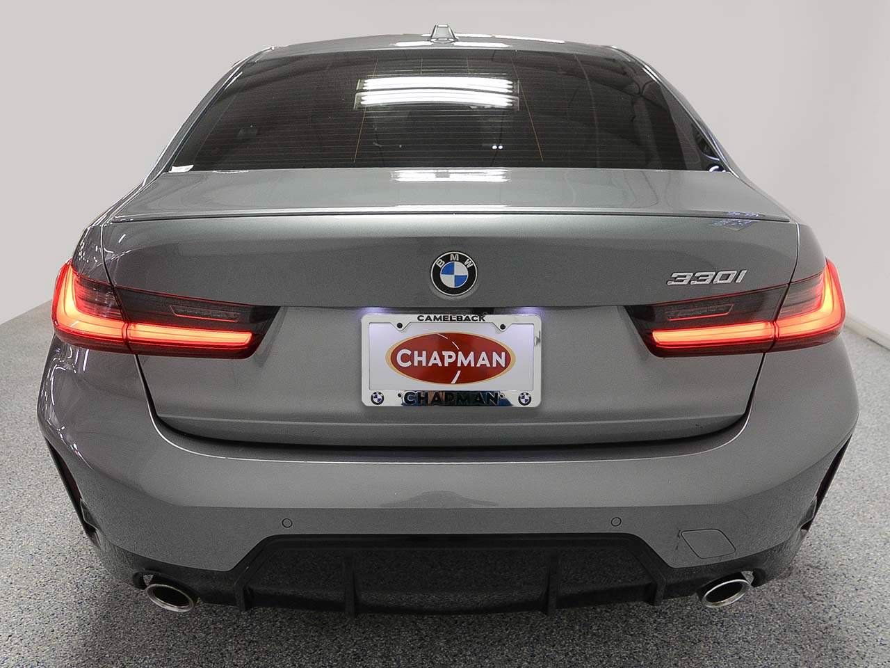 Used 2023 BMW 330i Sedan w/ M Sport Package RWD image 4