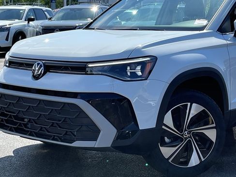 New 2026 Volkswagen Taos SE AWD/4WD image 23