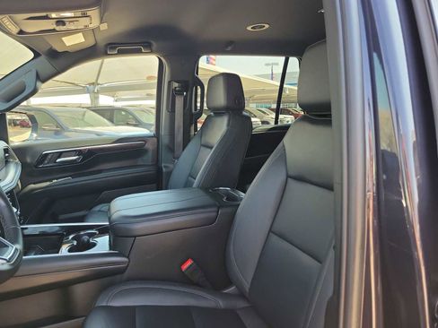 Used 2025 Chevrolet Tahoe LT RWD image 15