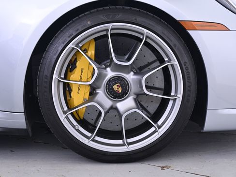 Used 2021 Porsche 911 Turbo image 14