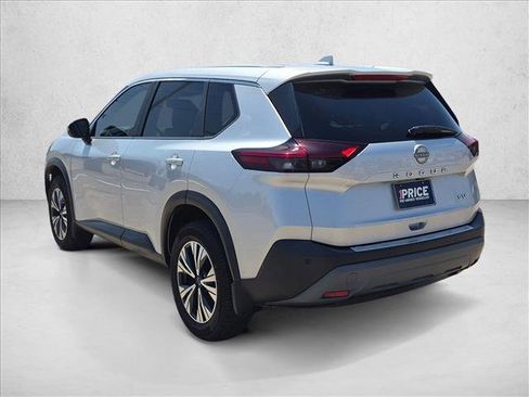 Used 2023 Nissan Rogue SV FWD image 7