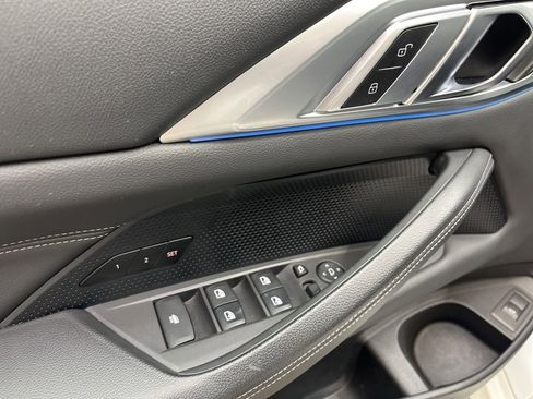 Used 2025 BMW 430i Convertible w/ Premium Package RWD image 28