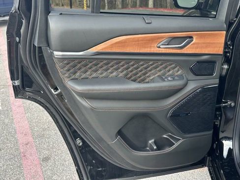 New 2025 Jeep Grand Cherokee Summit image 26