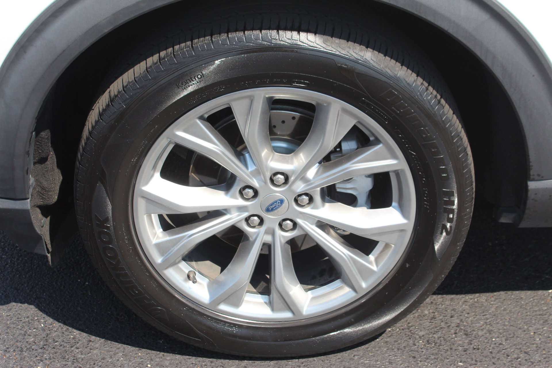 Used 2020 Ford Explorer Limited AWD/4WD image 11