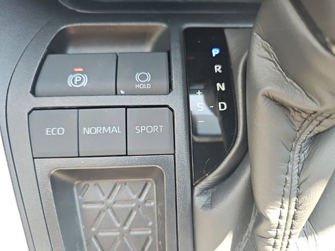 Used 2025 Toyota RAV4 XLE Premium FWD image 21