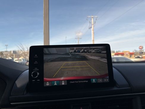 Used 2023 Honda Pilot Touring image 60