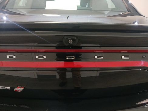 Used 2018 Dodge Charger GT AWD/4WD image 26