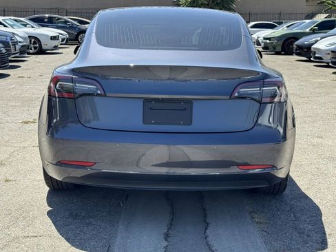 Used 2019 Tesla Model 3 Standard Range Plus image 3