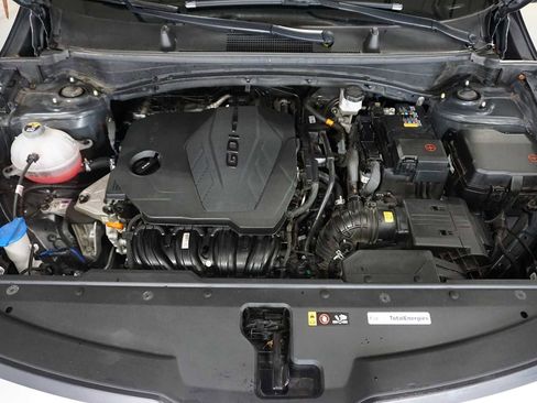 Used 2024 Kia Sportage LX image 12