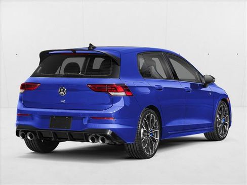 New 2026 Volkswagen Golf image 2