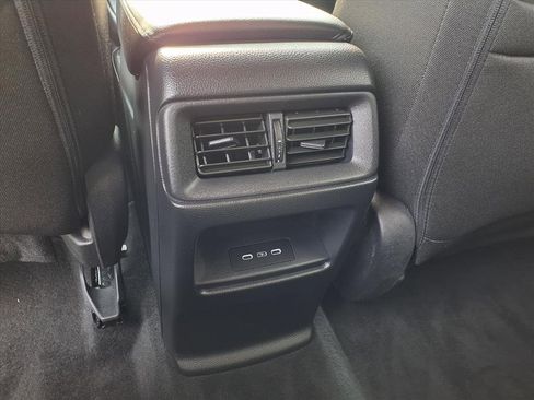 Used 2025 Honda CR-V EX image 15