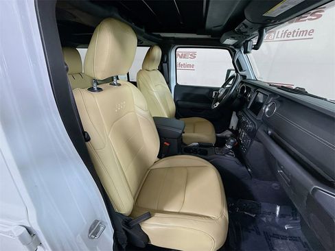 Used 2019 Jeep Wrangler Unlimited Moab w/ Quick Order Package 24M Moab image 32