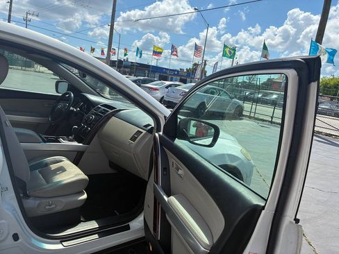 Used 2009 MAZDA CX-9 Grand Touring FWD image 8