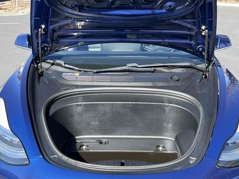 Used 2018 Tesla Model 3 Long Range image 58