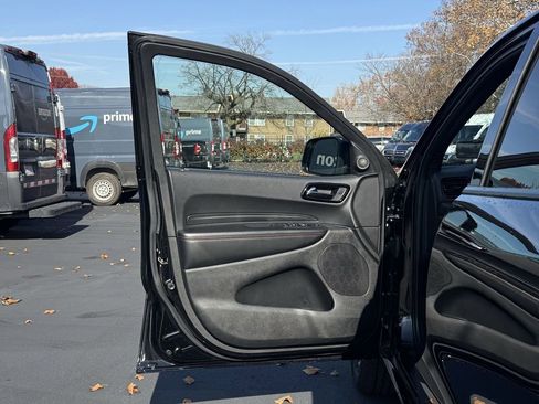 Used 2024 Dodge Durango R/T w/ Blacktop Package image 10