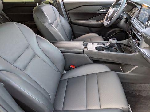 Certified 2024 Nissan Rogue SV w/ SV Premium Package image 32