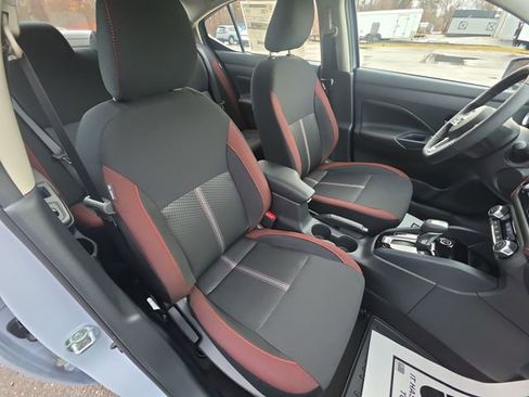 New 2025 Nissan Versa SR w/ Trunk Package image 26