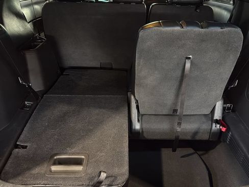 Used 2015 Ford Explorer XLT AWD/4WD image 7