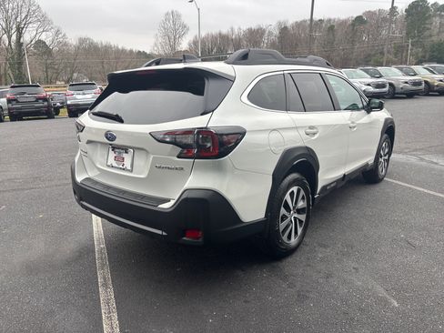 Certified 2025 Subaru Outback Premium w/ Popular Package #1A image 3