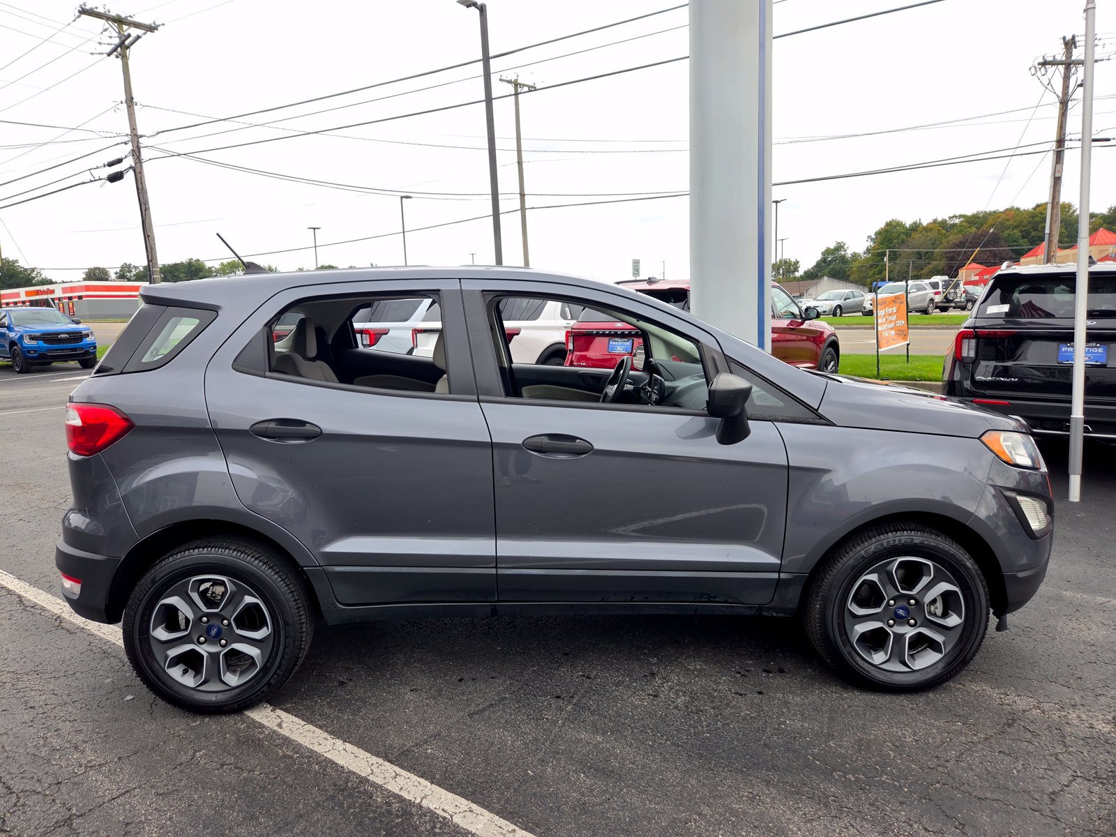 Used 2020 Ford EcoSport S FWD image 6