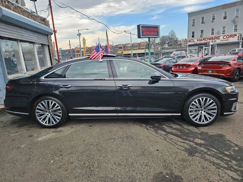 Used 2021 Audi A8 L 3.0T image 5