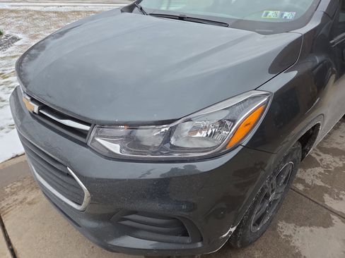 Used 2019 Chevrolet Trax LS image 8