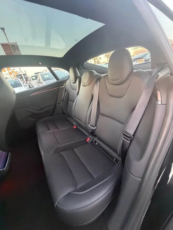 Used 2026 Tesla Model S Plaid AWD/4WD image 15