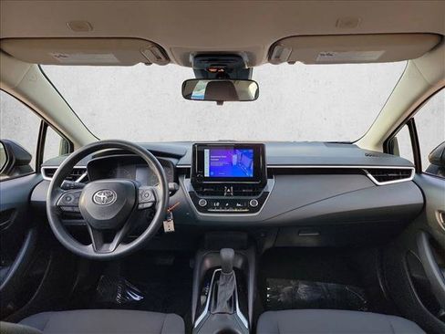 Used 2025 Toyota Corolla LE FWD image 17