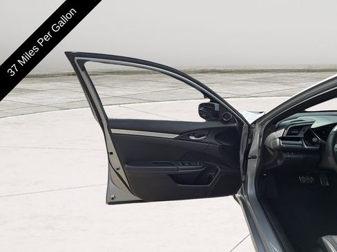 Used 2021 Honda Civic Sport image 11