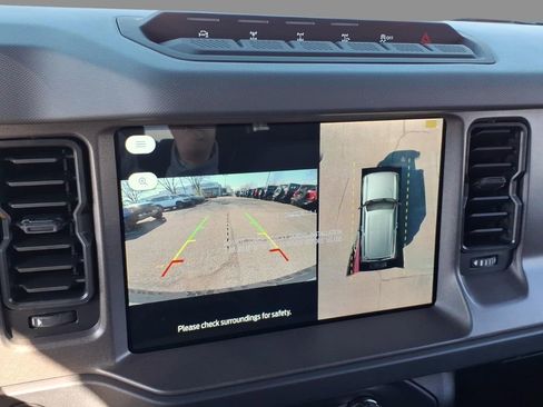 New 2026 Ford Bronco Badlands image 23