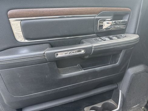 Used 2013 RAM 3500 Laramie image 19