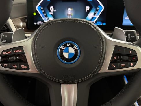 New 2026 BMW X5 xDrive50e w/ M Sport Package image 17