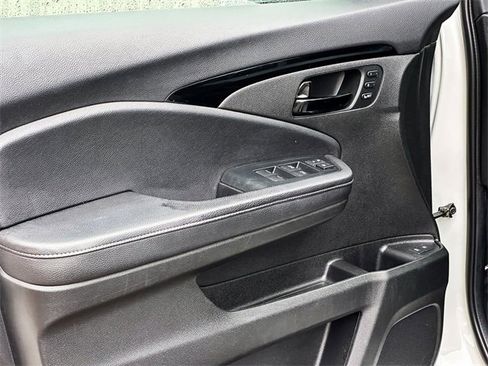 Used 2022 Honda Passport Elite image 11