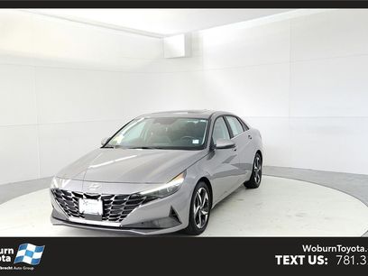 Used 2023 Hyundai Elantra Limited