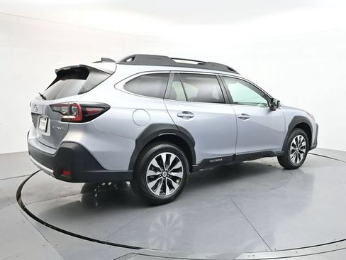 Used 2024 Subaru Outback Limited AWD/4WD image 7