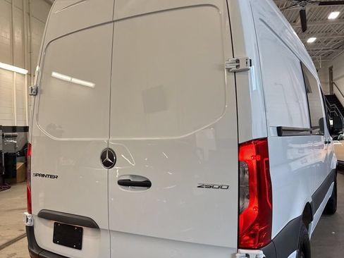 New 2026 Mercedes-Benz Sprinter 2500 image 4