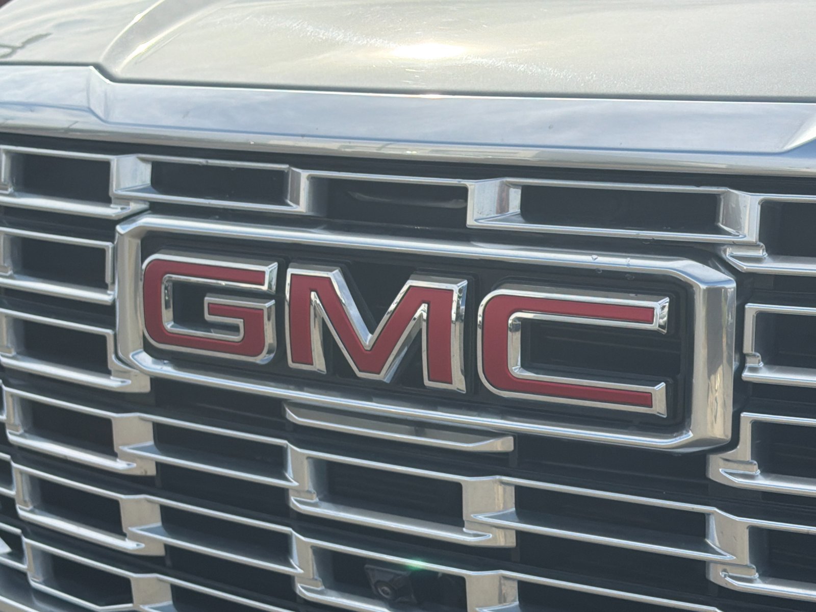 Used 2025 GMC Yukon XL Denali AWD/4WD image 41