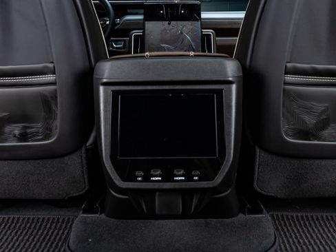 Used 2026 GMC Yukon XL Denali Ultimate AWD/4WD image 35