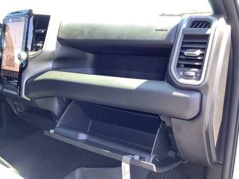 New 2026 RAM 3500 Tradesman AWD/4WD image 40